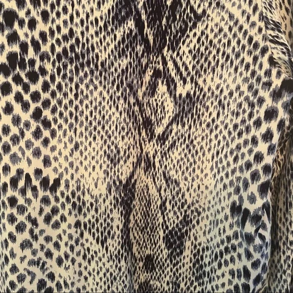 Soft Joie Blouse Top - Picture 7 of 7